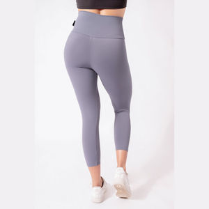 Mallas deportivas de cintura alta hechas a medida para mujer, pantalones de Yoga informales de nailon y LICRA de poliéster, función de realce, tinte elástico para uso en gimnasio - Product Image 3
