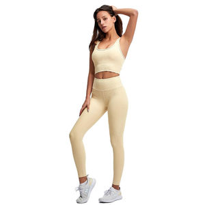 Nouvelle collection 2026 : Ensemble de yoga sur mesure pour femme (taille XS) – Soutien-gorge de sport respirant à taille haute et legging court à séchage rapide - Product Image 1