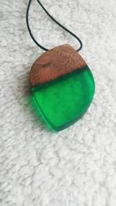 Collier pendentif en résine de bois Offre Spéciale mode pendentif chaîne noire déclaration fleur collier en bois de résine - Product Image 2