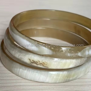 Hermoso grueso Natural de alta calidad cuerno de búfalo brazalete conjunto pulido arte popular Europa Animal estilo joyería - Product Image 5