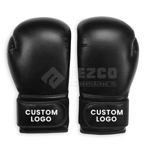 Gants de boxe d'entraînement professionnel matériau en cuir fermeture crochet et boucle évacuant l'humidité personnalisable pour la vente en gros - Product Image 2