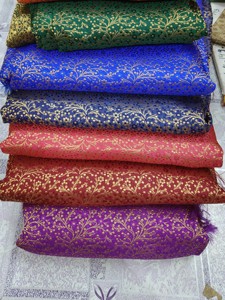 Tissu tricoté brodé de jacquard de brocart de soie 100% de haute qualité luxueux pour les robes de mariée et les vêtements des filles - Product Image 5