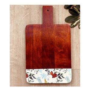 Tabla de cortar floral esmaltada a precio barato, madera de mango para uso en restaurante, utensilios de cocina, mayorista de India - Product Image 2