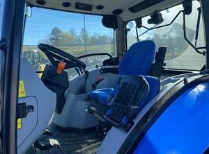 Tractor de Ruedas New Holland de 65 HP a Precio de Mayoreo, Equipo Agrícola de Servicio Pesado con Motor Yunnei, Envío Rápido, ¡Compre Ahora! - Product Image 5