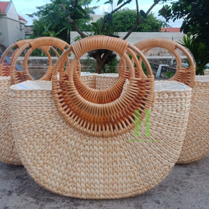 Sac fourre-tout Boho tendance tendance sac en jacinthe d'eau sac à main en paille tissée sac de plage d'été de HNH Craft Vietnam - Product Image 2