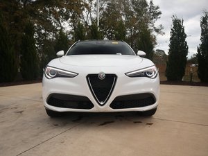 Vehículos Usados de Segunda Mano 2022 R0me0 Stelvl0 Veloce SUV 4 Puertas con Tracción en las Cuatro Ruedas (2.0L 4 Cilindros Turbo 8A) Listo para Envío Rápido - Product Image 5