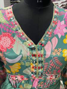 2019 แฟชั่นสุภาพสตรีสั้นเสื้อผ้ามุสลิมส่าหรีอินเดียสําหรับผู้หญิงอิสลาม Kurti - Product Image 4