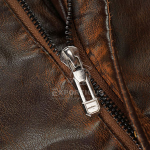 Veste en cuir personnalisée de haute qualité avec col montant et logo frontal, vêtement d'hiver tendance pour hommes - Product Image 3