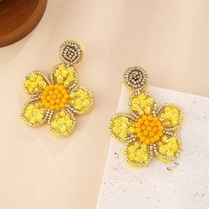 Último estilo TIGER Rhinestones Seed Beads bordado personalizado letra nombre pendientes diseño personalizado para niñas JAVED HANDICKTS modelo - Product Image 2