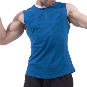 เสื้อกล้ามทรงสลิมฟิตสำหรับผู้ชาย รุ่น OEM 2026 ดีไซน์ใหม่ คอวี ตัดเย็บแบบโค้งมน  ผ้าคอตตอนเจอร์ซีย์  คอเสื้อแบบสั่งทำพิเศษ - Product Image 4