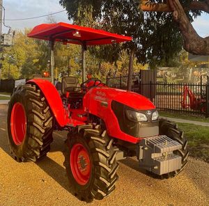 Tractor KUBOTA Nuevo, 4x4, con Transmisión Hidrostática - Product Image 4