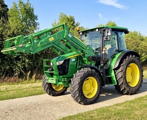 Tractor Agrícola de 120HP JOHN DEERE 1204 - Product Image 1