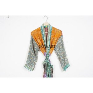 Robe de kimono bohème en soie à manches longues pour femmes élégantes - Vêtement de nuit doux pour la nuit et les soirées - Product Image 2