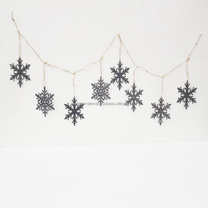 พวงมาลัยดอกไม้ประดิษฐ์สำหรับเทศกาลคริสต์มาสดอกโบตั๋นสำหรับงานแต่งงาน - Product Image 1