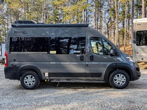 Nuevas Caravanas de Viaje T-h-o-r S-c-o-p-e S-p-o-r-t 18ZS 2026 para un Viaje en RV Cómodo y Conveniente, en Venta - Product Image 6