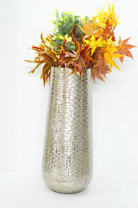 Vase décoratif en aluminium tendance, nickelé, vase décoratif de sol, surface brute en métal, vase martelé pour la décoration de la maison/du mariage - Product Image 3