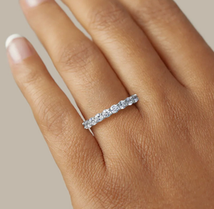 Anillo de Bodas de diamante moissanita de corte redondo Anillo de Bodas de diamante moissanita de plata esterlina para exportar desde la India - Product Image 4