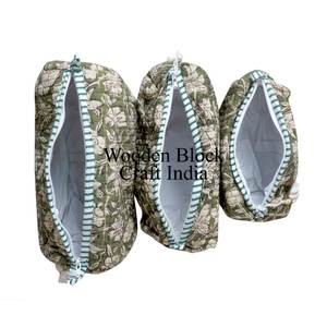 Nuevo y Elegante Juego de 3 Bolsas de Aseo de Tela Acolchada con Estampado Bohemio Verde, Organizador de Viaje Duradero, Estuches para Cosméticos - Product Image 3