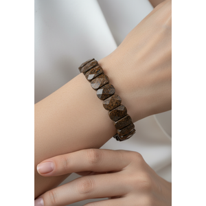 Bracelet en pierre naturelle de bronzite à coupe large - Product Image 6