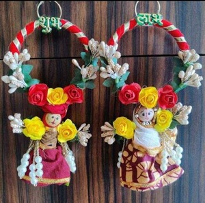 Puppets Shubh Labh Floral Home Decor Good Luck Charm Diwali Decoration Housewarming Christmas Favor Wall Hanging - Product Image 1