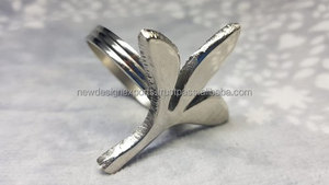 Rond rond de serviette contemporain écologique en aluminium stocké - Product Image 3