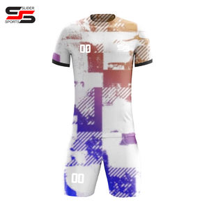 Ropa deportiva de fábrica, sublimación hecha a medida, camiseta de fútbol de calidad superior lisa, ropa de equipo, nuevo diseño, uniformes de fútbol para hombres - Product Image 4