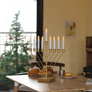 Menorá de Nueve Brazos Chabad Judaica, Candelabro de Hanukkah, Decoración Religiosa de Metal para Celebraciones de Hanukkah - Product Image 4