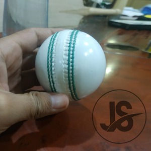 Wholesale Custom Kookaburra Style <b>Cricket</b> Ball Best Match <b>White</b> Leather Ball Machine Stitch High Quality Leather <b>Cricket</b> Ball - Product Image 2