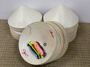 หมวกทรงกรวยใบไผ่สำหรับใส่ในวันฝนตก แดด หรือหิมะ เหมาะสำหรับการเดินทาง หมวกแบบดั้งเดิมของเวียดนามสำหรับงานพิเศษ ราคาโรงงาน - Product Image 3