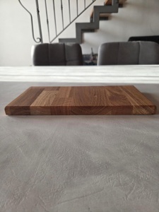 Tabla de Cortar de Madera de Roble Macizo Hecha a Mano, Tabla de Preparación y Servicio de Cocina de Madera Natural Apta para Alimentos con Acabado Liso - Product Image 2