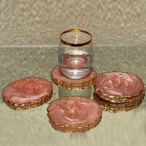 Ensemble de tapis de table et de sous-verres en résine aspect agate Tapis de boisson décoratifs avec design de style géode pour salle à manger élégante et décoration intérieure - Product Image 3