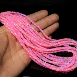 Perles carrées d'opale éthiopienne rose 4 mm, opale de feu pêche lisse, personnalisées, pierres précieuses Mehrajudin AA524 certifiées par un tiers - Product Image 1