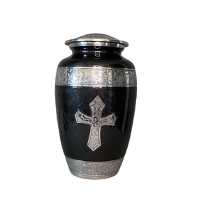 Urne de crémation en aluminium pour tenir les cendres en toute sécurité avec un design élégant et durable parfait pour les services commémoratifs et l'affichage à domicile - Product Image 6