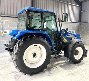 New-Hollandd SNH754 tracteur 4WD 75HP tracteur à roues ferme populaire internationale utilisé pompe à noyau d'occasion boîte de vitesses de moteur à engrenages - Product Image 1