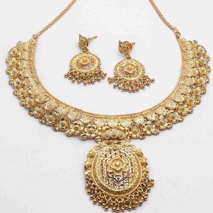 Conjunto de collares chapados en oro de 14K 18K 24K a la moda al por mayor conjunto de collares de diseño floral conjunto de joyería de lujo relleno de oro de latón - Product Image 3