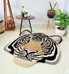 Tapis moderne 4 'X 4' en mélange de laine noir beige imprimé animal à poils hauts anti-bactéries imperméable pour chambre à coucher salon salle à manger - Product Image 6