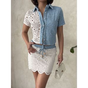 Jupe courte en dentelle avec détails en jean pour femme - Product Image 2