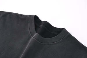 เสื้อยืดผู้ชายสไตล์วินเทจ ย้อมสีแบบ Acid Wash ผ้าหนา 300 แกรม พิมพ์ลายแบบ DTG ตามสั่ง (OEM) ดีไซน์เรียบง่าย สไตล์ลำลอง - Product Image 5