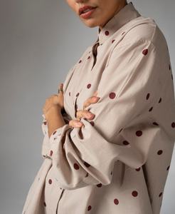 Chemise à boutons à pois pour femme, manches longues bouffantes, coupe ample, en popeline de coton, décontractée, pour tous les jours, haut long, design simple - Product Image 1