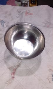 ชามใส่สารละลายแบบใช้ซ้ำได้ ทำจากสแตนเลส ขนาด 3.5 นิ้ว x 1/2 นิ้ว สำหรับรากฟันเทียม ยี่ห้อ Dentric Implants รุ่น Medium Gallipot ได้รับการรับรองมาตรฐาน CE สำหรับเครื่องมือทั่วไป - Product Image 2