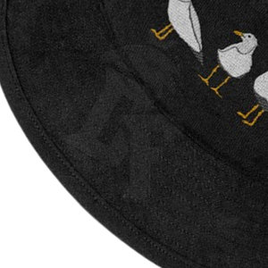 Estilo único de moda superior con sombreros de cubo bordados personalizados hechos de materiales suaves transpirables para la venta en línea - Product Image 4