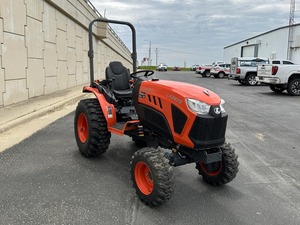 Used Kubota LX2620 Compact Tractor 4 Wheel Farm Utility Tractor Orange Agricultural <b>Machine</b> - Product Image 5