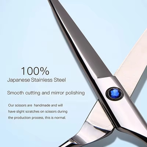 Ciseaux de barbier personnalisés conçus pour une haute précision, une prise en main confortable et une coupe fluide pour les professionnels des salons - Product Image 3