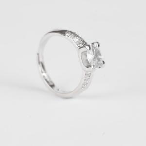 Classic Women's Crystal & Rhinestone Heart <b>Solitaire</b> <b>Ring</b> for Engagement & Wedding - Product Image 2