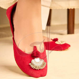 รองเท้าคุสซ่าผู้หญิง วัสดุกำมะหยี่ พื้นรองเท้าหนังแท้กันลื่น ทำมือ งานสั่งทำพิเศษ คุณภาพสูง ดีไซน์แฟชั่น มีสินค้าพร้อมส่ง - Product Image 3