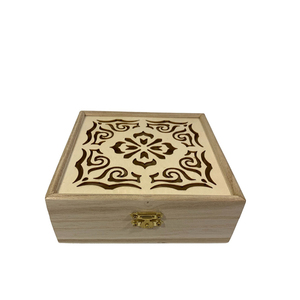 Caja Decorativa de Madera con Tapa Tallada, Caja de Almacenamiento de Joyas de Madera Maciza, Caja de Regalo de Madera con Parte Superior Calada para Joyas y Baratijas - Product Image 1