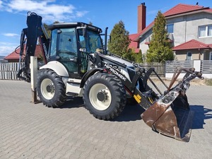 Maquinaria para Movimiento de Tierras Más Económica: Retroexcavadora de Orugas Diésel Hydromek 102S en Venta - Product Image 3