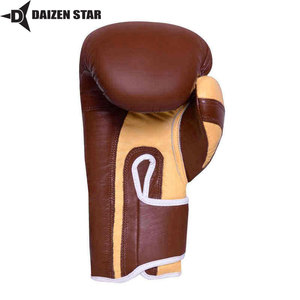 Gants de boxe et de kickboxing professionnels en PU, respirants, matériau évacuant l'humidité, revêtement anti-UV, poignet sécurisé avec boucle et crochet - Product Image 6