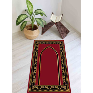 Alfombra de Oración Roja: Elegante Alfombra con Diseño Islámico Dorado Impreso, con Pelo Suave - Product Image 3