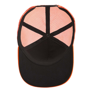 Sombrero de camionero naranja en blanco al por mayor, paneles traseros de malla frontal estructurados, gorras de camionero con ala precurva ligera y Snapback ajustable - Product Image 5
